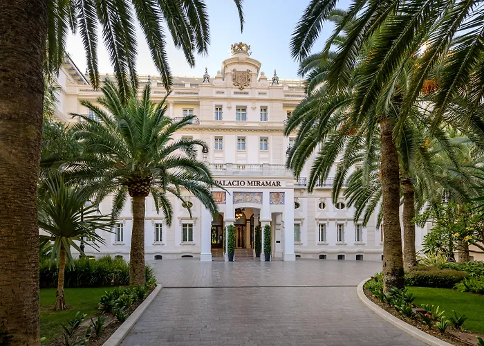 Hoteles Málaga Centro Ofertas: Encuentra tu Hospedaje Ideal en el Corazón de la Ciudad