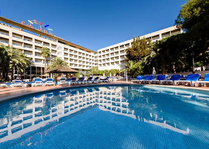 Encuentra los hoteles baratos más recomendados en Salou La Pineda