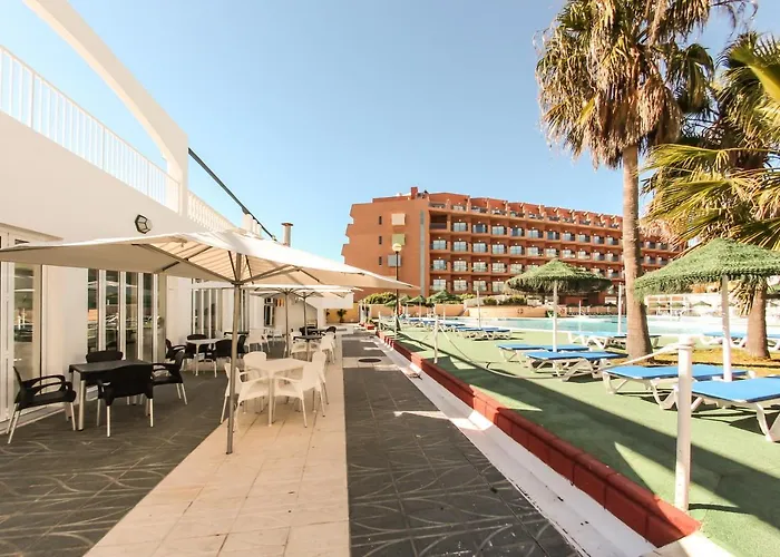 Descubre los Mejores Precios de Hoteles en Roquetas de Mar