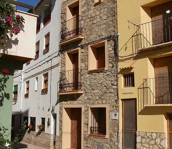 Guía de Hoteles Caudiel: Descubre los Mejores Alojamientos en Caudiel, España
