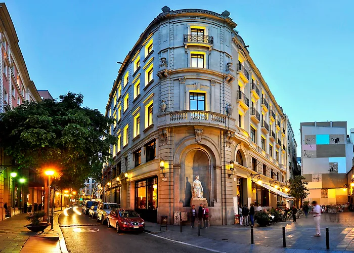 Experimenta el Glamour y Confort en los Hoteles de Lujo Más Exclusivos de Barcelona