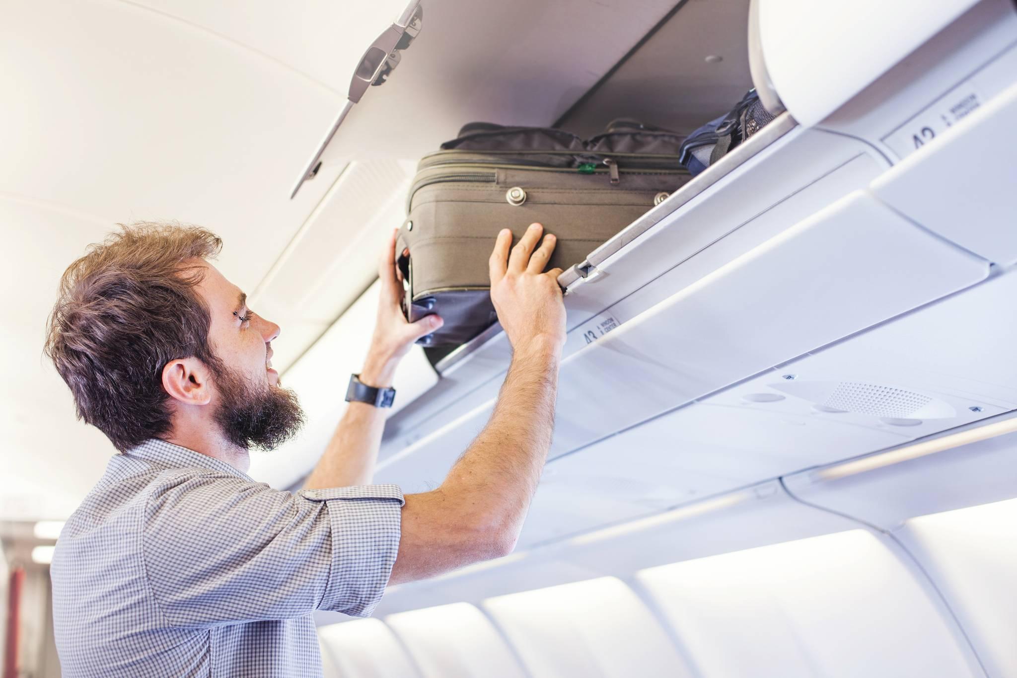 Que ne puis-je pas emporter en avion dans mon bagage à main ?
