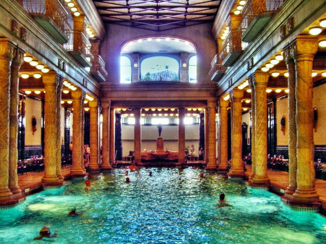 Les Bains Gellert de Budapest