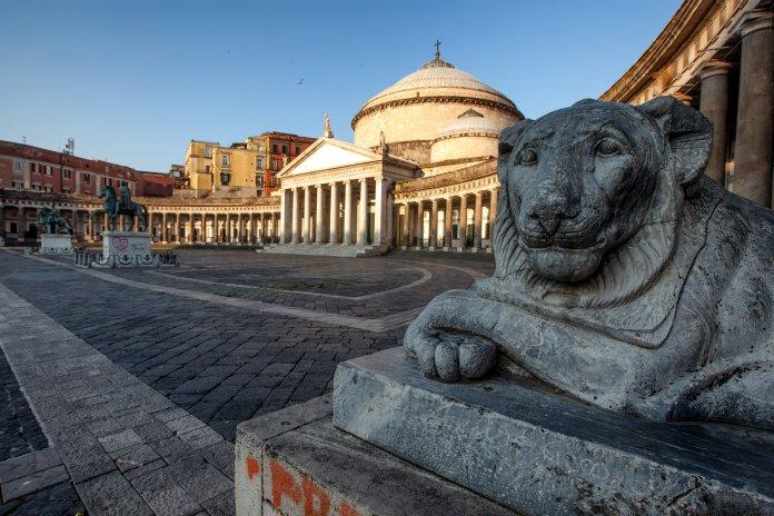Piazza del Plebiscito Napoli