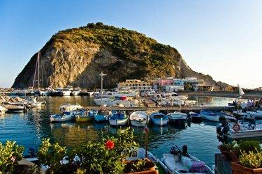 Le village de Sant'Angelo à Ischia