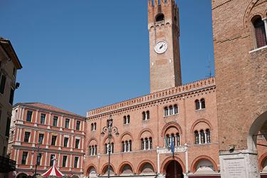 Palazzo del Podestà et Torre Civica à Trévise
