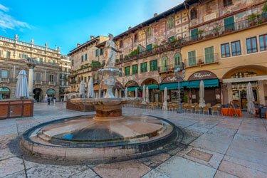 Piazza delle Erbe à Vérone