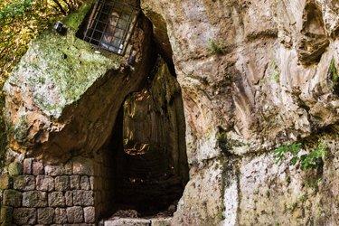 les-vie-cave-pitigliano
