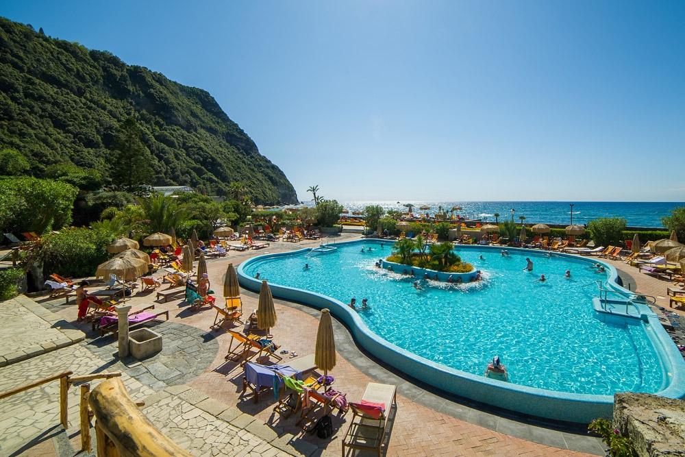 Les piscines des Jardins Thermaux Poseidon.