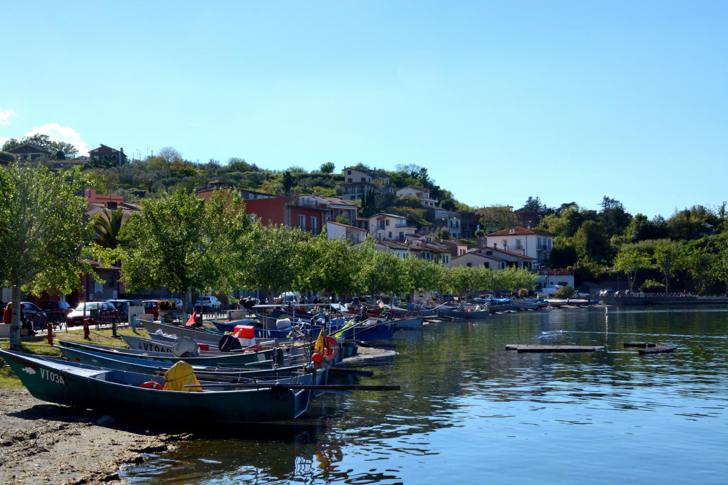 Le village de Marta sur le lac de Bolsena