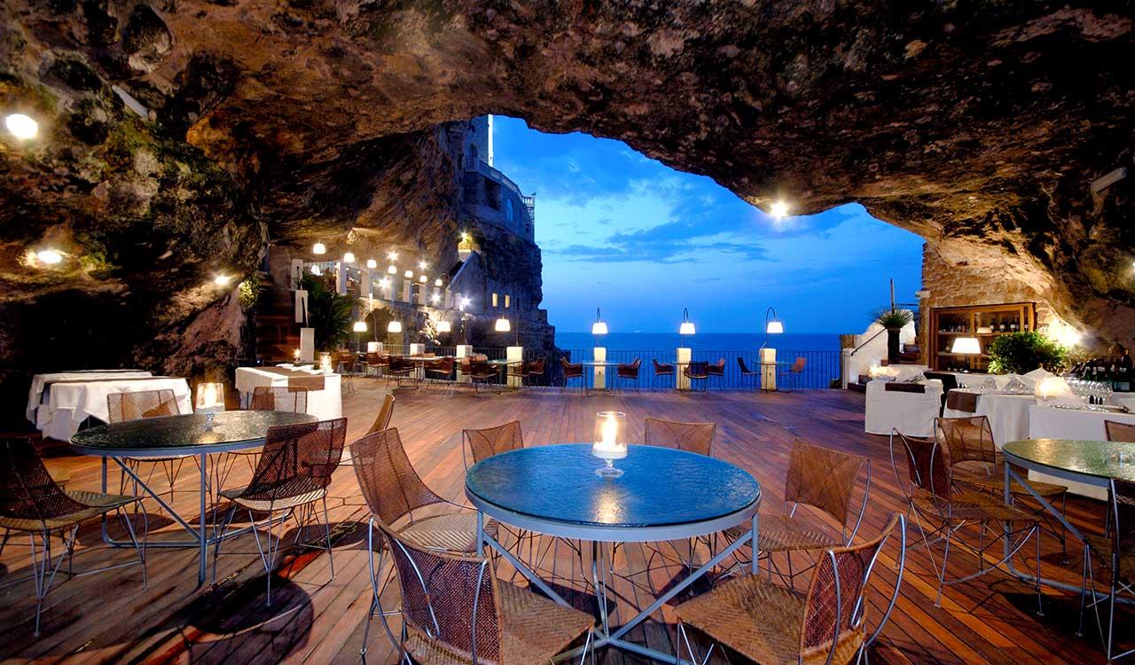 Le restaurant de Grotta Palazzese © Hotel Ristorante Grotta Palazzese