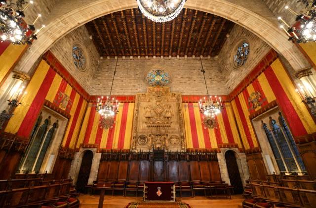 Le Salon des Cent à la Mairie de Barcelone