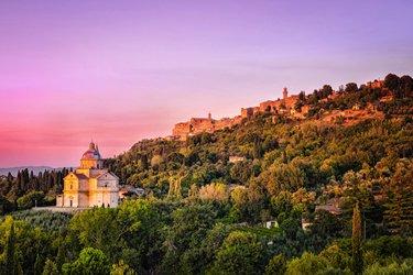 Montepulciano, environs de Sienne
