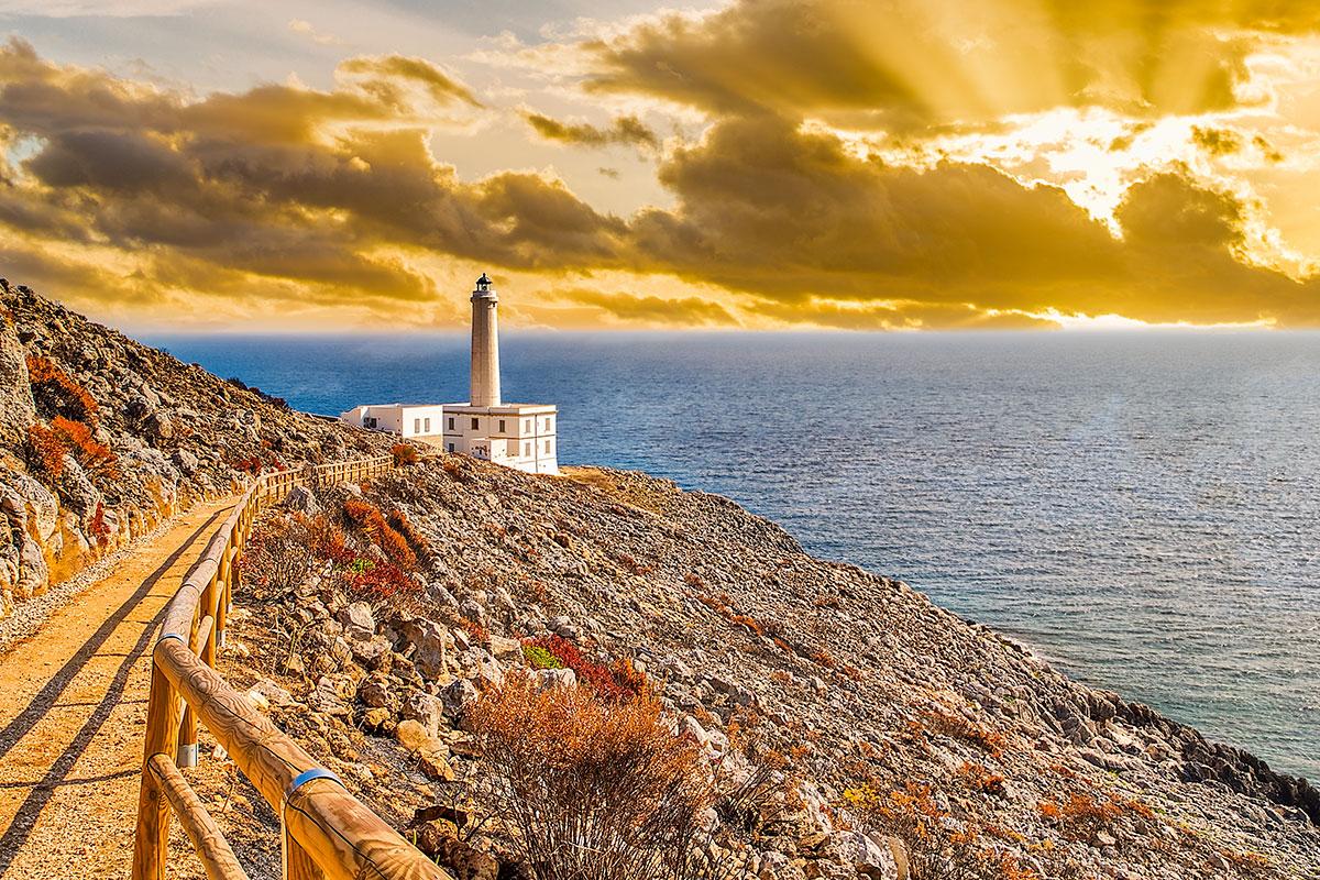 Le phare de Punta Palascia