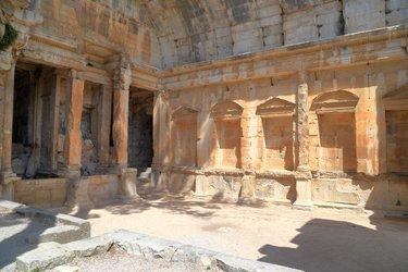 Le Temple de Diane à Nîmes