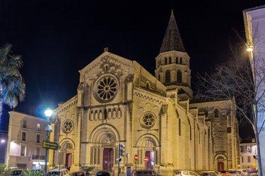 Les Églises de Nîmes