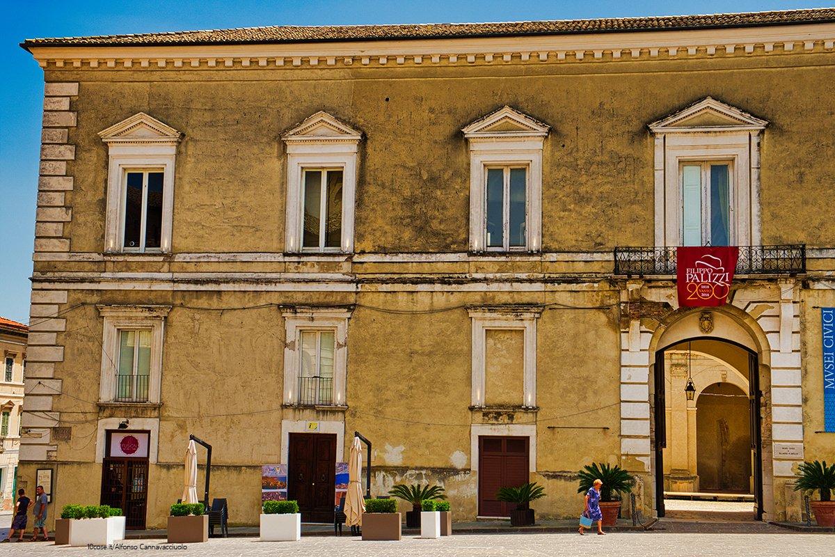 Palazzo D'Avalos à Vasto