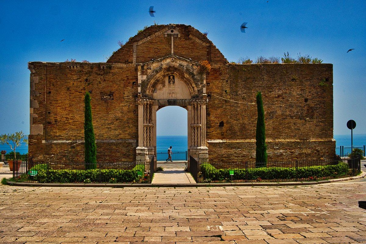 L'église de San Pietro à Vasto