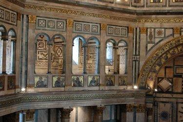 L'intérieur du Baptistère