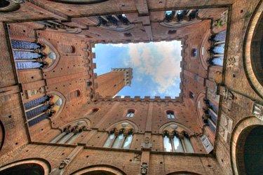Torre del Mangia a Siena