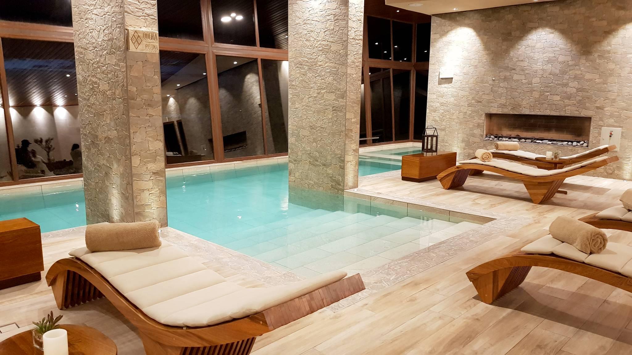 piscine hôtel de sel bolivie