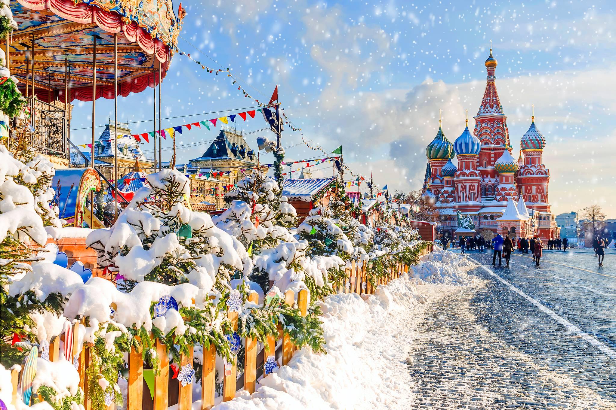 manèges place rouge saint petersbourg noel
