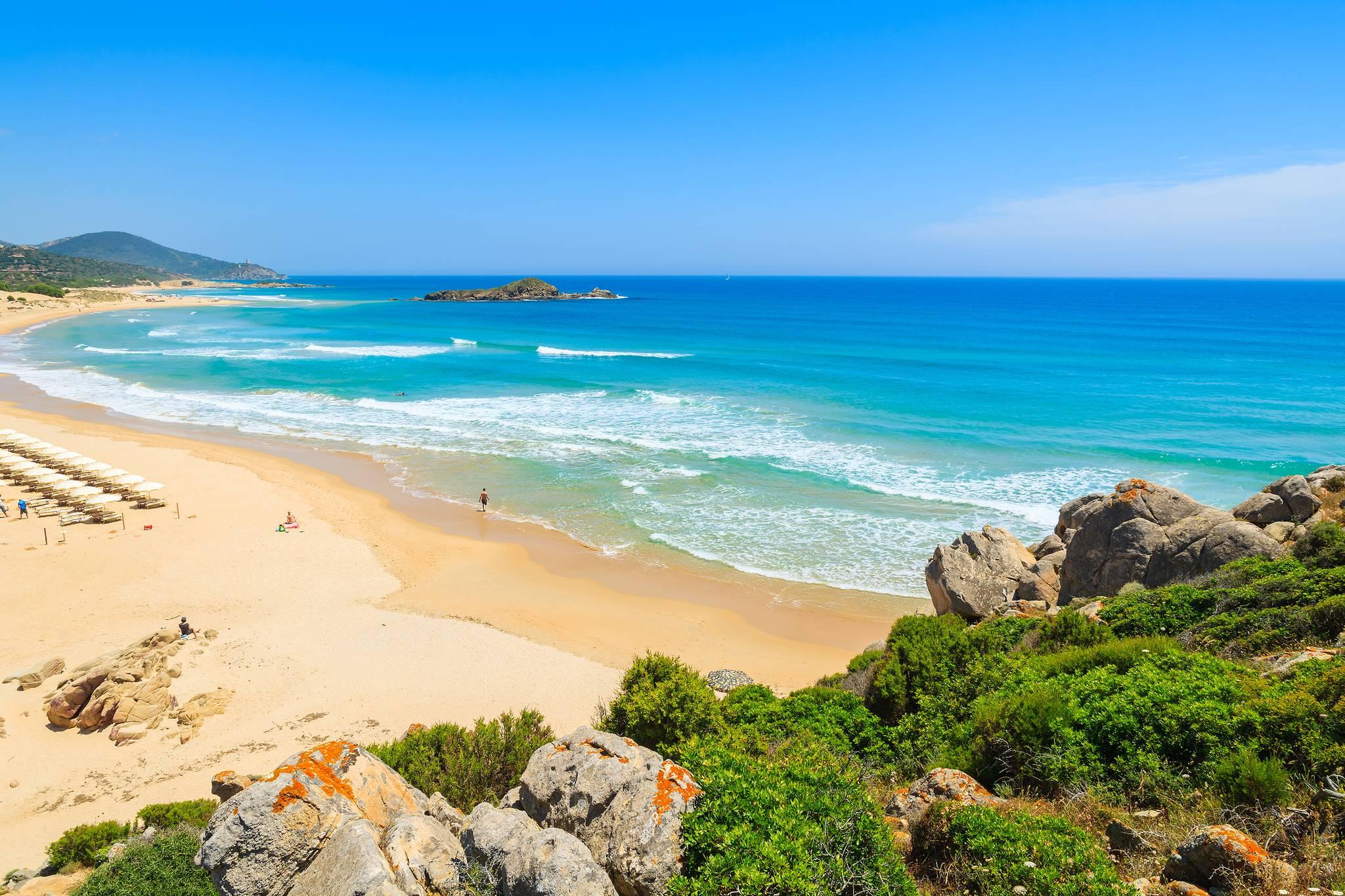 plage su giudeu sardaigne