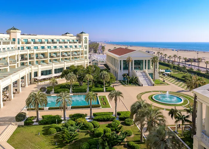 Encuentra los mejores hoteles de playa en la costa de Valencia