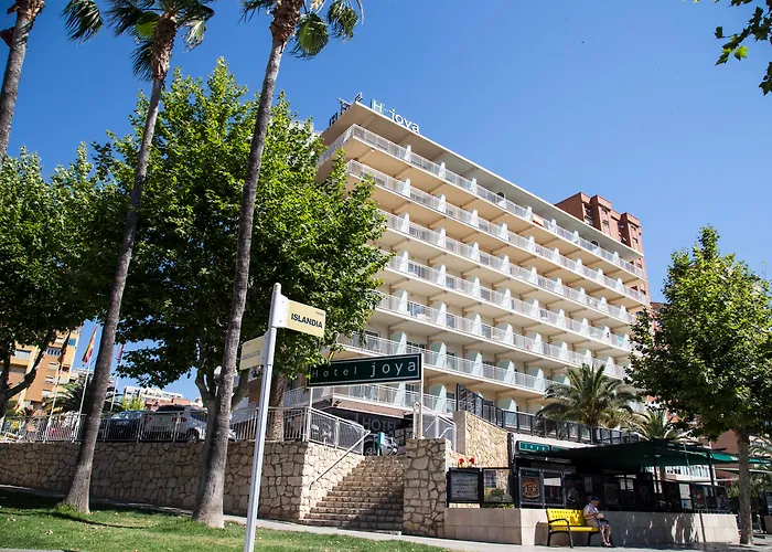 Guía de Hoteles Baratos en Benidorm: Comodidad a Bajo Costo