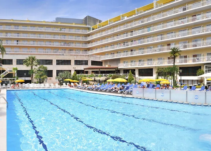 Los mejores hoteles baratos en Calella de la Costa: Guía completa de alojamiento