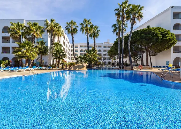 Los mejores hoteles en Punta Umbría: Encuentra tu alojamiento ideal en este encantador destino