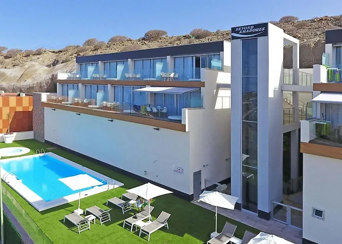 Guía completa de los mejores hoteles en Playa Amadores - Encuentra tu alojamiento ideal
